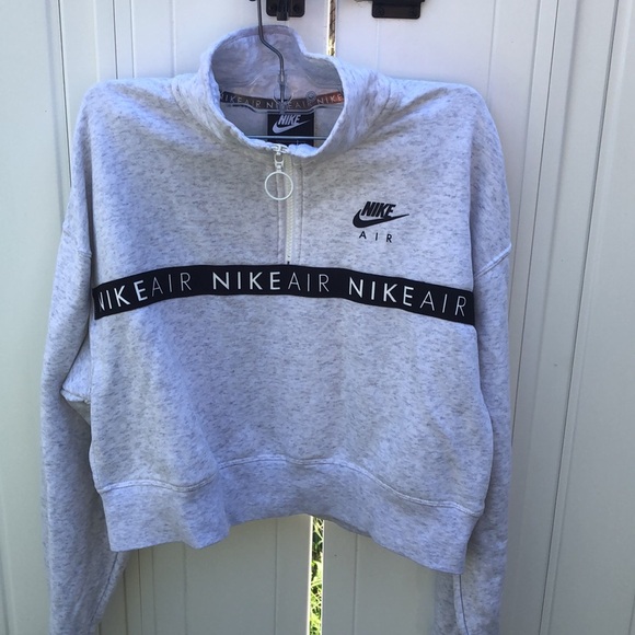 Nike Air Women’s Cropped Sweatshirt Light Gray - Picture 2 of 6